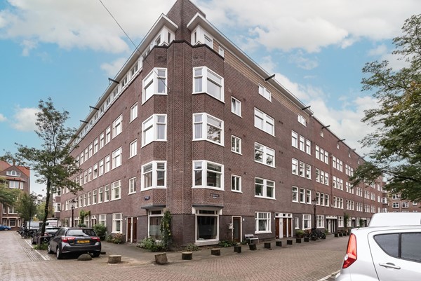 Medium property photo - Van Bossestraat 85-3, 1051 JW Amsterdam